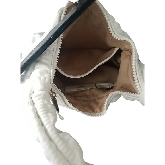 Jason Wu White Vegan Leather Puffer Hobo Zip Up Handbag , Beige Interior - Picture 2 of 4